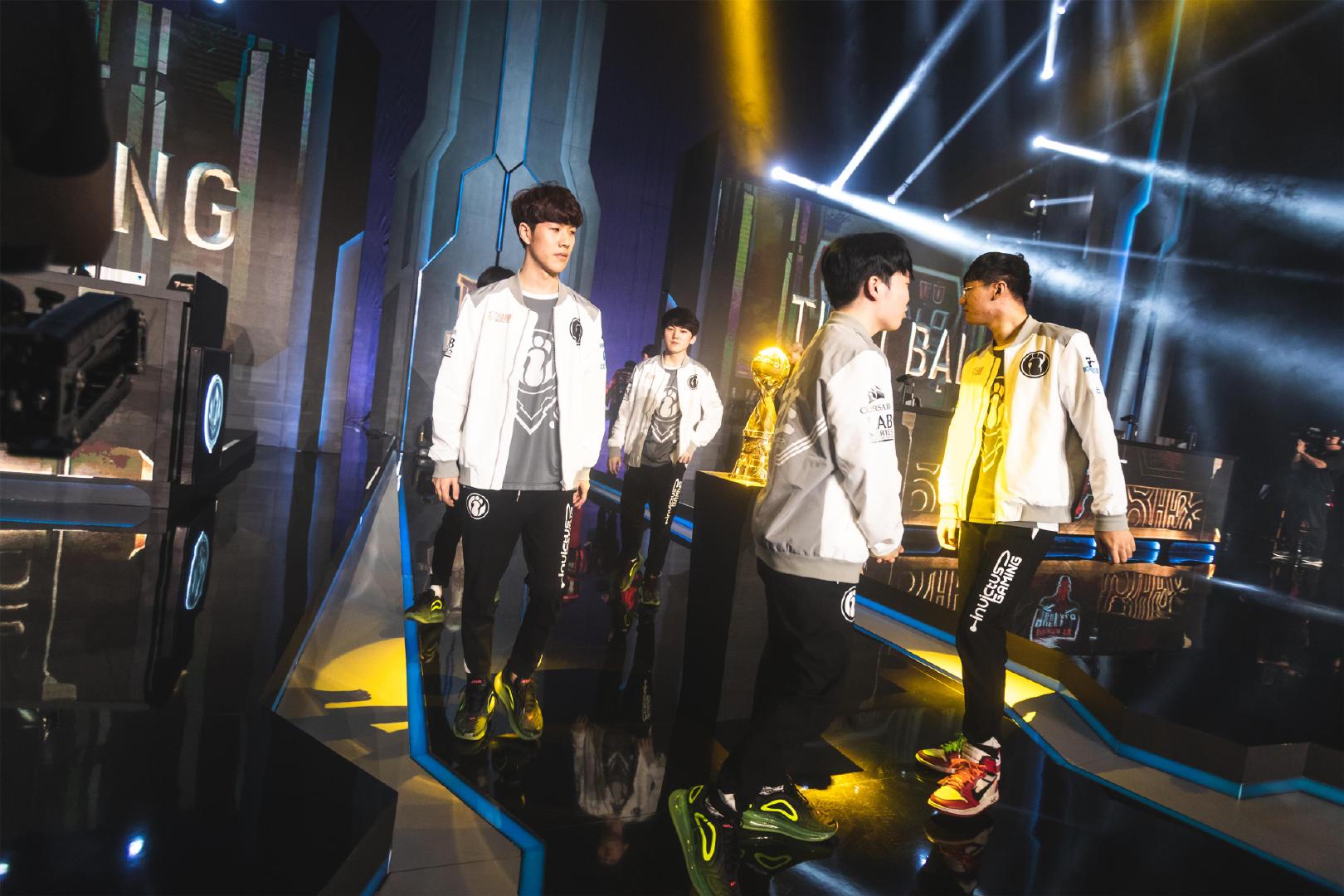 马拉多纳偏 马拉多纳偏